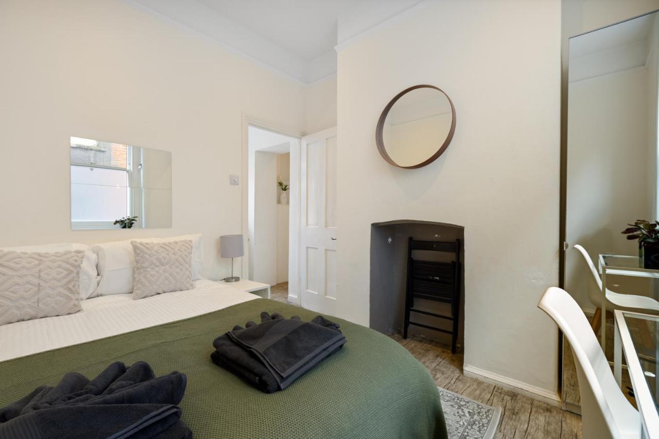 Heart Of London: 3 Bed Near Oxford St And Subway Apartment ภายนอก รูปภาพ